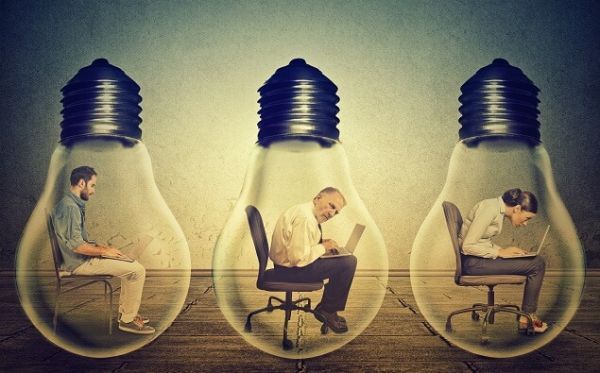 7 cách hiệu quả để sếp “hướng ngoại” quản lý nhân viên “hướng nội”