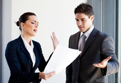 Cách khen ngợi nhân viên hiệu quả - iHCM